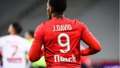  里尔主场力克斯特拉斯堡，戴维替补建功定乾坤