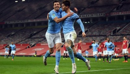  德甲半程最佳阵容公布拜仁四将赫然在列  