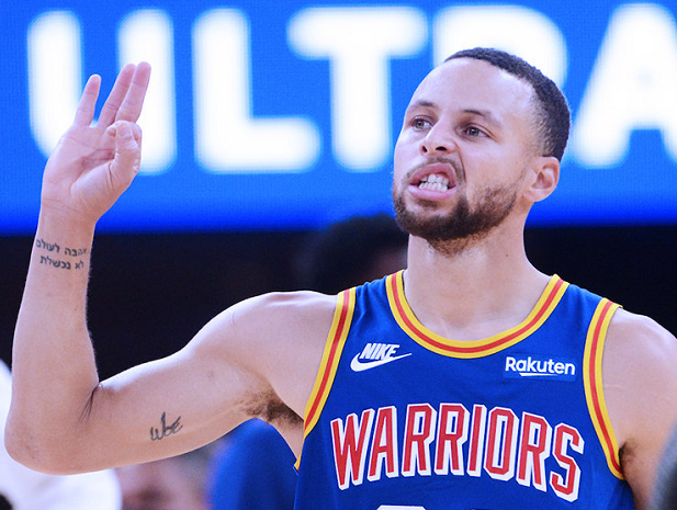  库里三分球里程碑超越雷阿伦  