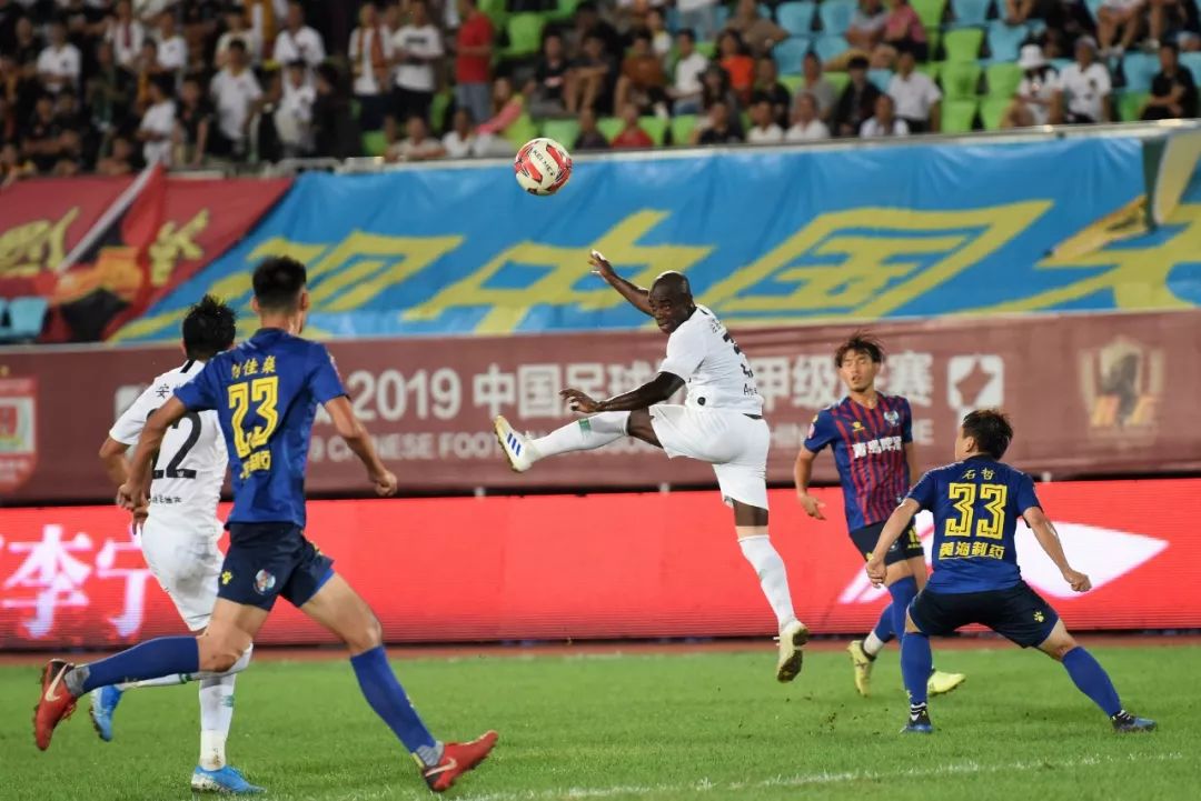  维罗纳替补奇兵补时绝杀抢下三分  