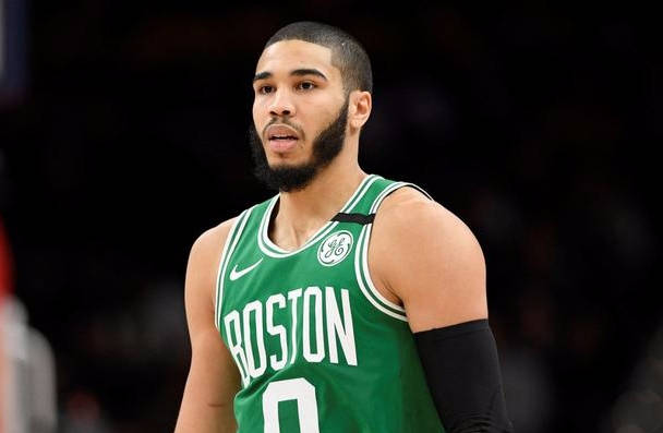  塔图姆末节连得十分，绿军加时险胜篮网保住前三甲